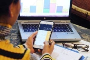 איך יוצאים מחובות?